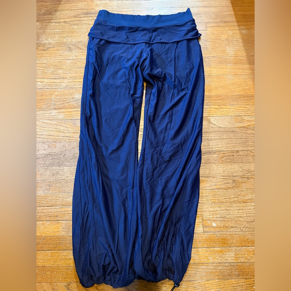 Lululemon ThinkMesh Jersey Pants